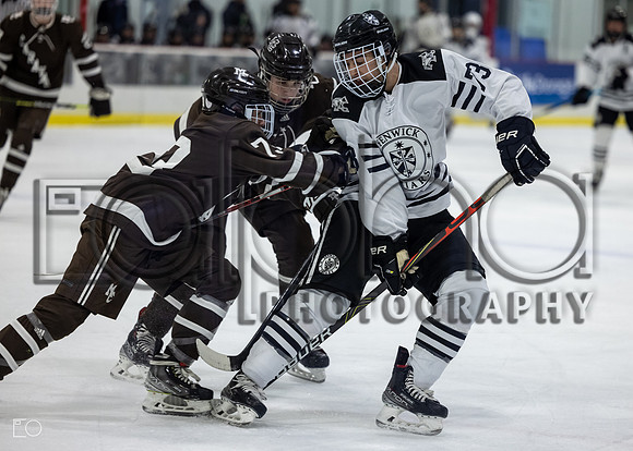 MC_Hockey_Fenwick-60762184-228