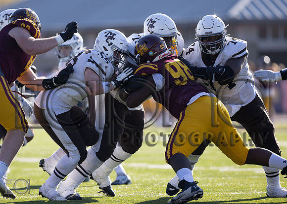 MC (V) v Loyola-30705_55345495