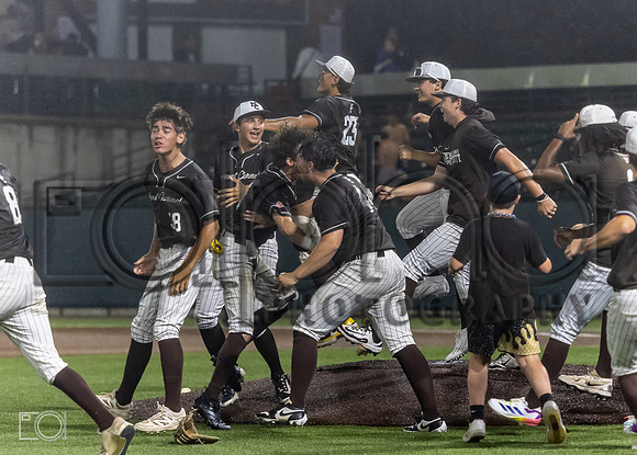 MC vs Sandburg_19356-2169