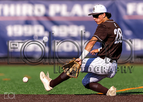 MC vs Morton_7280-3852_Umps