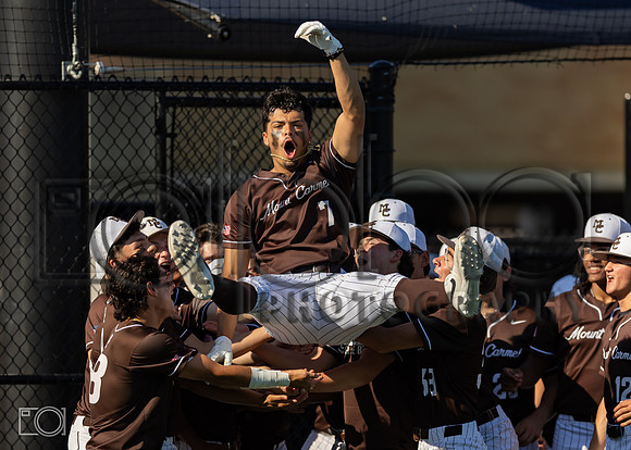 MC vs Morton_7004-3603_Umps