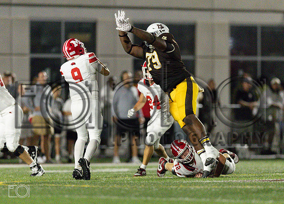 MC (V) vs Marist_15472-4396