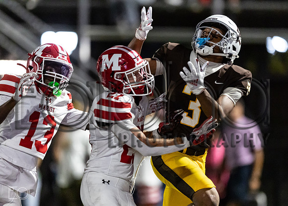 MC (V) vs Marist_15021-4214