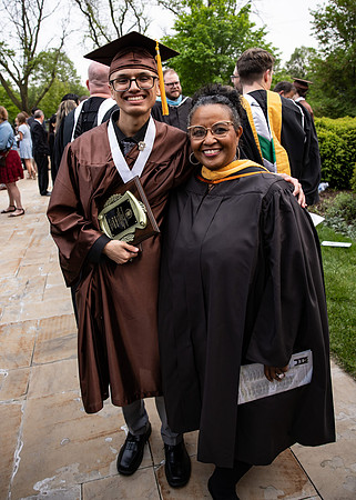 MC Graduation 23-91658_0374_3322