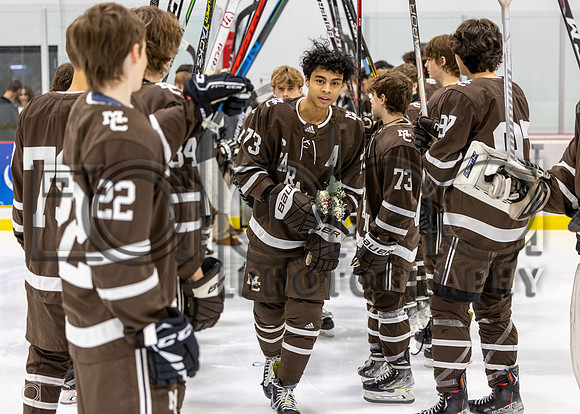 MC_Hockey_Fenwick-59310943-103