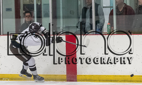 001-MC Hockey v Marist_1794-5886_25641-79