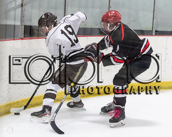 019-MC Hockey v Marist_1873-5965_30646-49