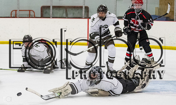 044-MC Hockey v Marist_1948-6040_31229-37