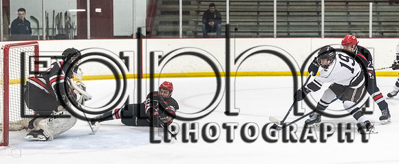 073-MC Hockey v Marist_2118-6201_34015-65
