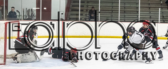 074-MC Hockey v Marist_2119-6202_34015-73