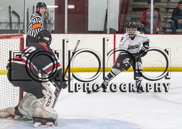 085-MC Hockey v Marist_2169-6252_34144-89