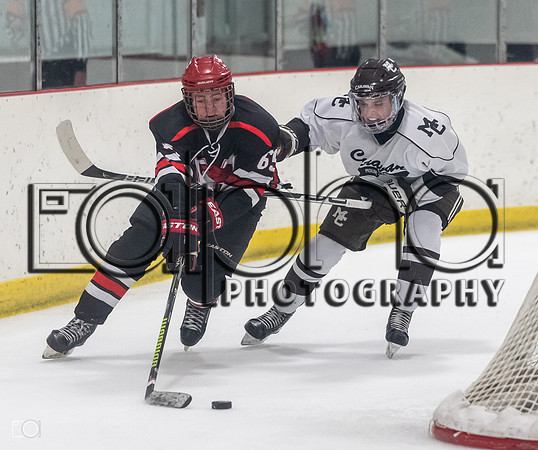 090-MC Hockey v Marist_2195-6278_34420-53