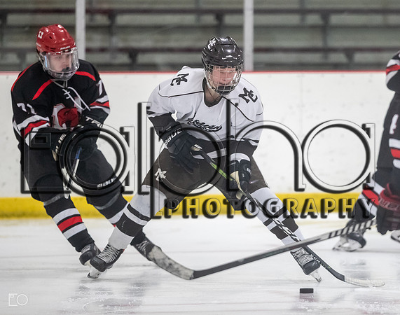 106-MC Hockey v Marist_2245-6328_40935-00