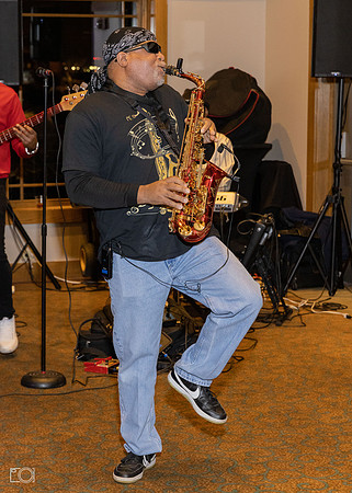 Brown_34_52817-49441475