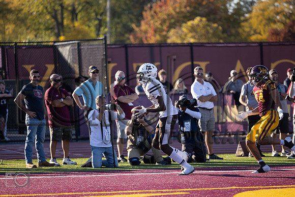MC (V) v Loyola-31487_53942826