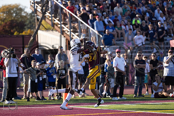 MC (V) v Loyola-31472_53792751