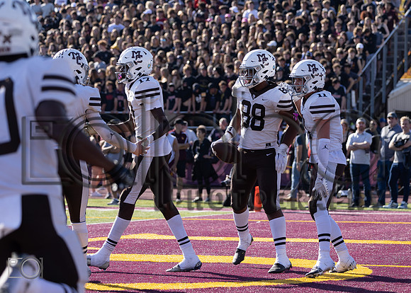 MC (V) v Loyola-30350_51392068