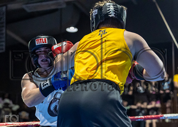 MC Fight Night 24-18035-2205-574900