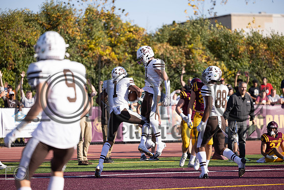 MC (V) v Loyola-30819_52142465