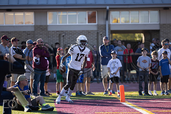 MC (V) v Loyola-31497_54043008