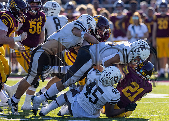 MC (V) v Loyola-30673_55051515