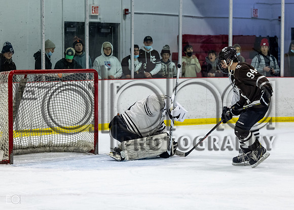MC_Hockey_Fenwick-63342137-482