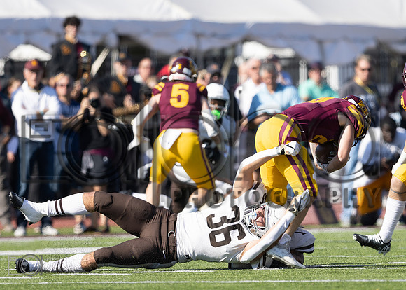 MC (V) v Loyola-30221_51185332
