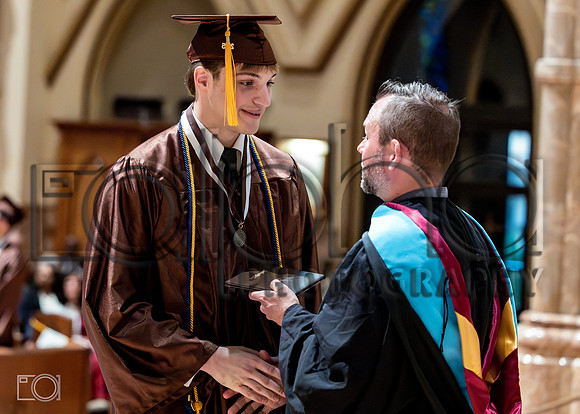 MC Grad 2005-128765-2452-271100