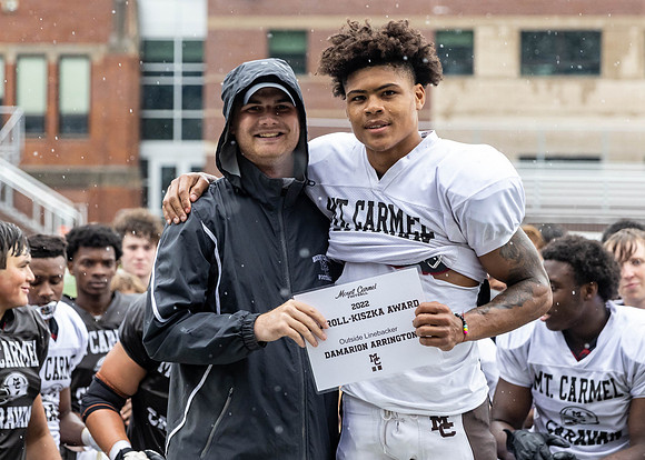 Brown-White Day_2022-834_14671113