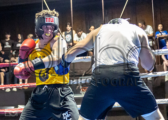 MC Fight Night 24-17909-4451-345300